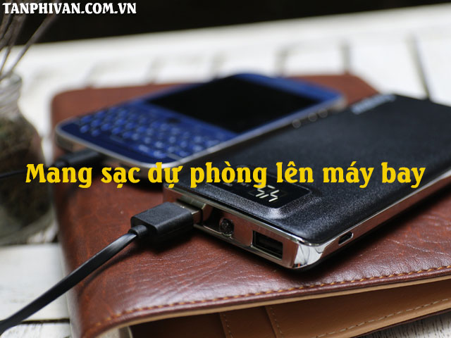 mang pin du phong len may bay