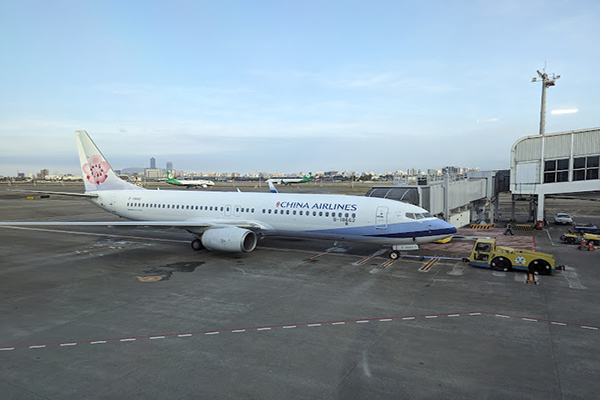 Máy bay China Airlines tại sân bay Cao Hùng