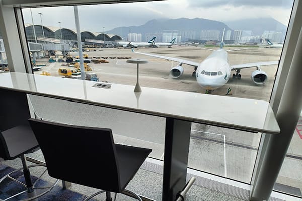 sân bay quốc tế hongkong