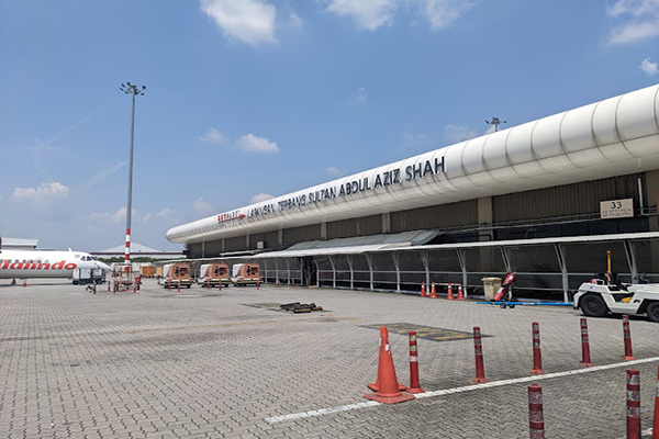 Sân bay quốc tế Subang (SZB)