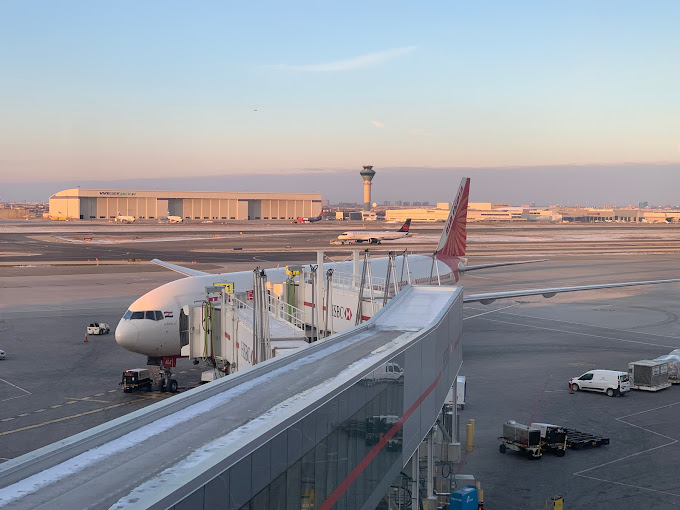 Sân bay quốc tế Toronto Pearson